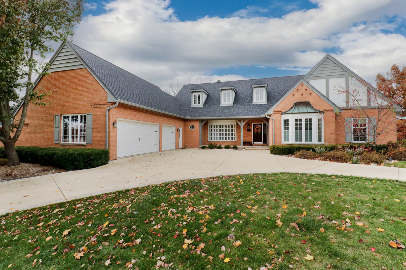 1908 Crimson Lane, Bloomington, IL 61704