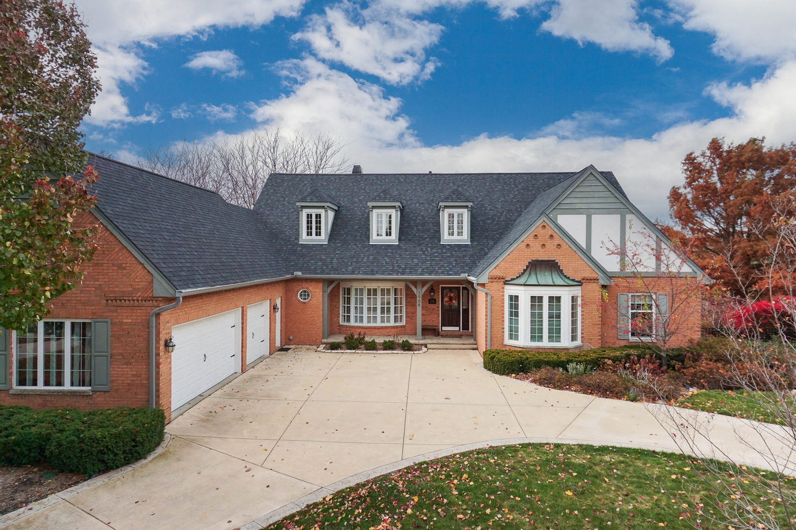 1908 Crimson Lane, Bloomington, IL 61704