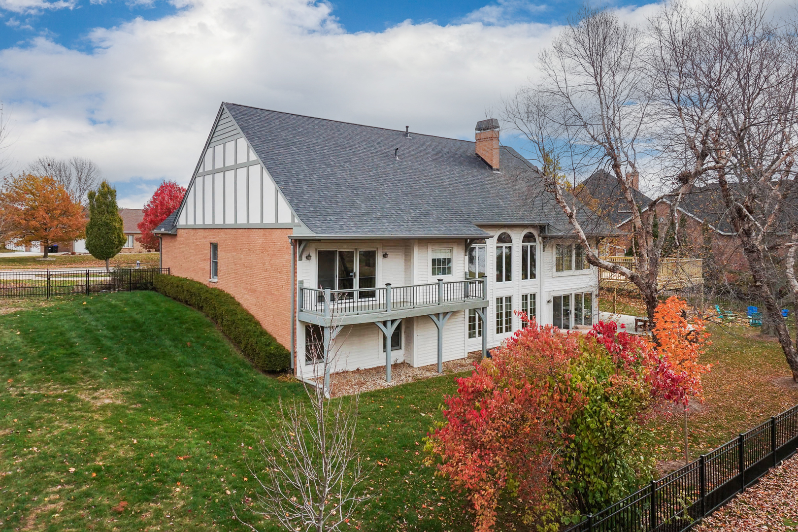 1908 Crimson Lane, Bloomington, IL 61704