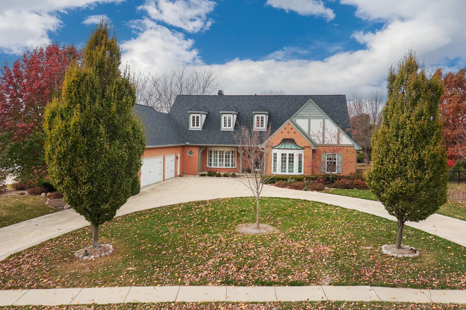 1908 Crimson Lane, Bloomington, IL 61704