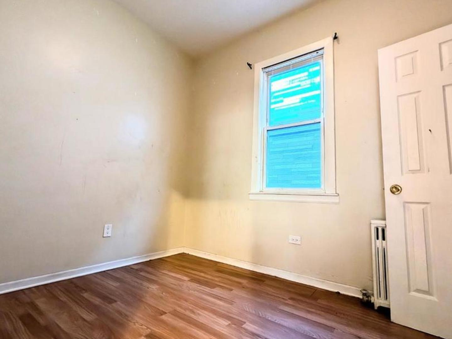 8125 S Escanaba Avenue #2, Chicago, IL 60617