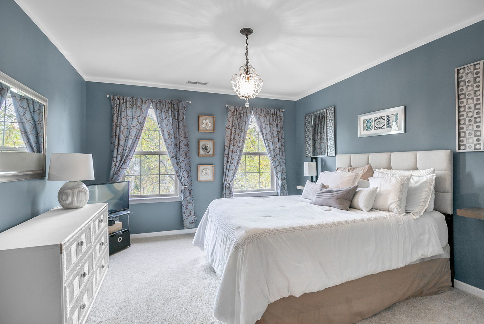 1491 Greystone Drive, Gurnee, IL 60031