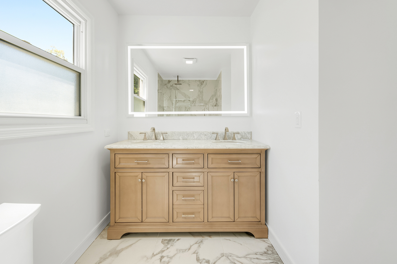 Crystal Lake, IL 60014