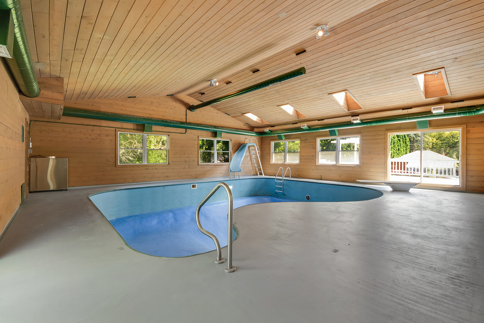 Crystal Lake, IL 60014