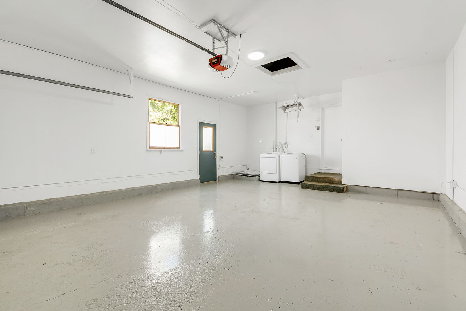 Crystal Lake, IL 60014