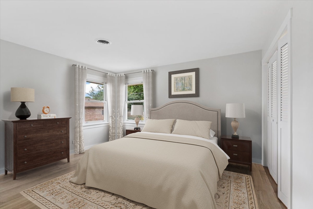 10206 S Saint Louis Avenue, Evergreen Park, IL 60805