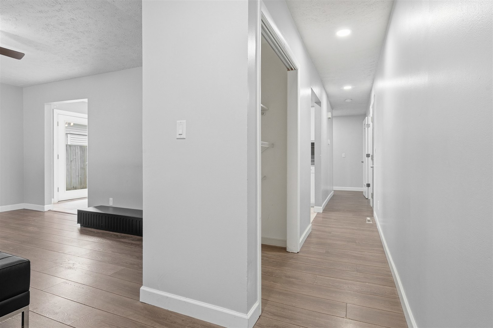 1516 N Hershey Road, Bloomington, IL 61704