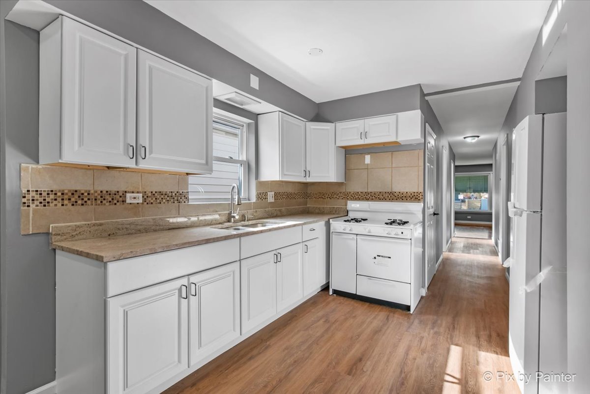 7301 S Seeley Avenue, Chicago, IL 60636