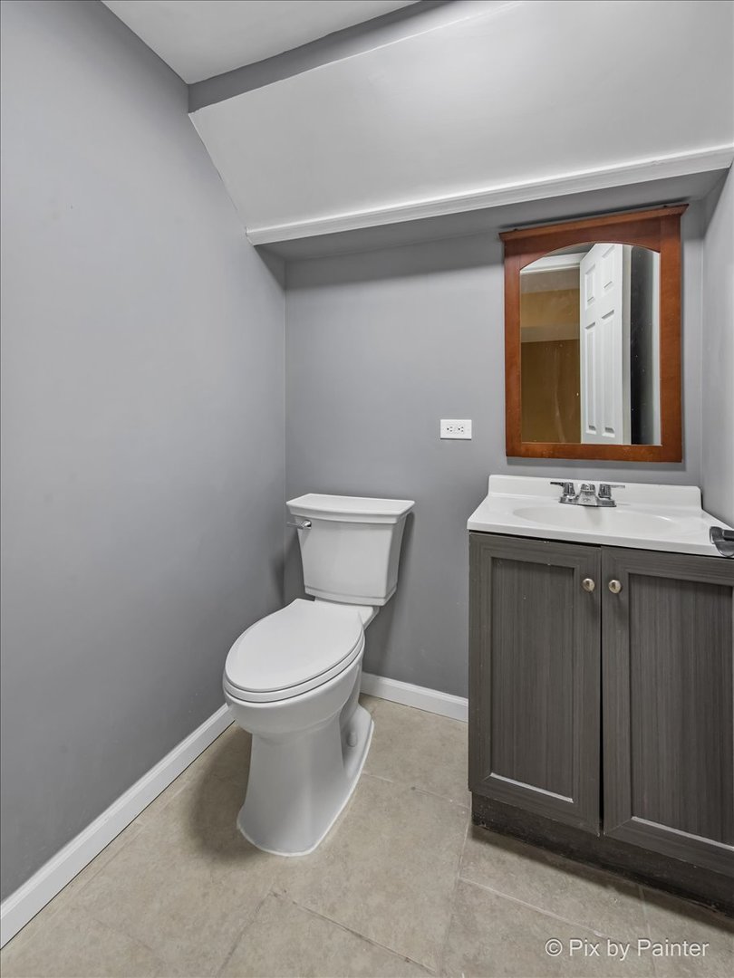 7301 S Seeley Avenue, Chicago, IL 60636