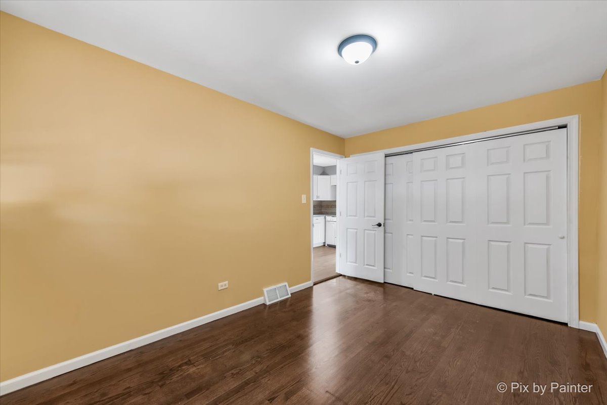 7301 S Seeley Avenue, Chicago, IL 60636