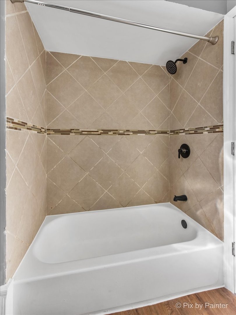 7301 S Seeley Avenue, Chicago, IL 60636