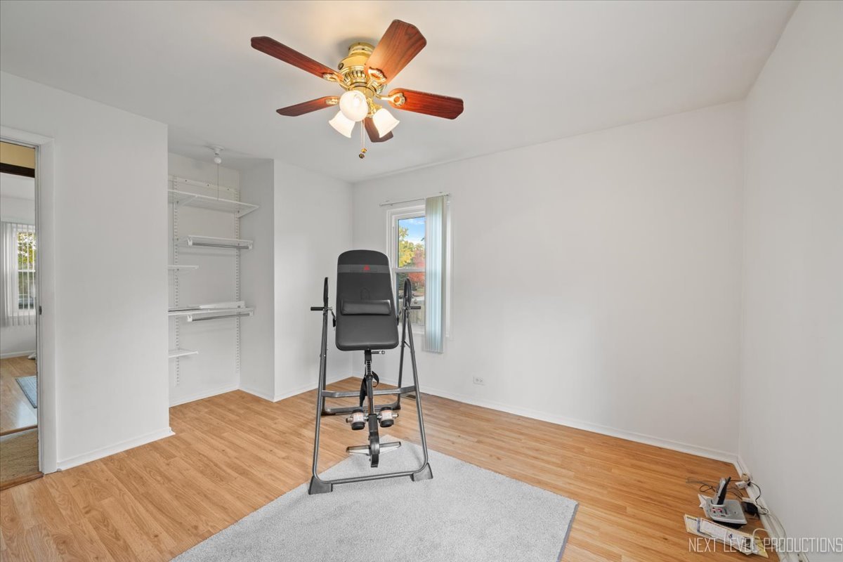 2926 76th Street, Woodridge, IL 60517