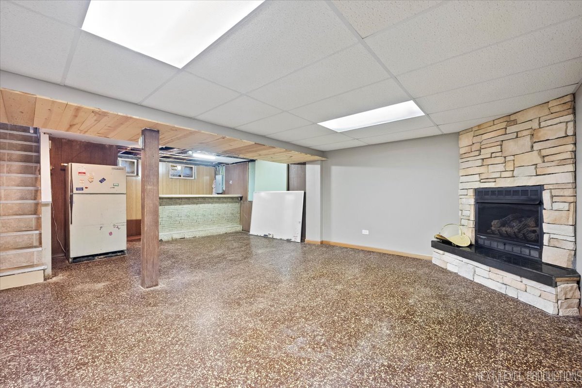 2926 76th Street, Woodridge, IL 60517