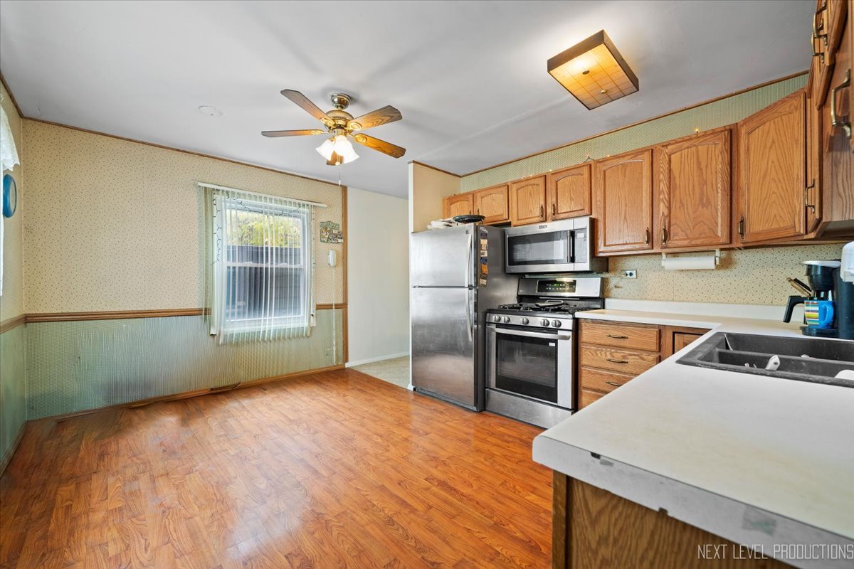 2926 76th Street, Woodridge, IL 60517