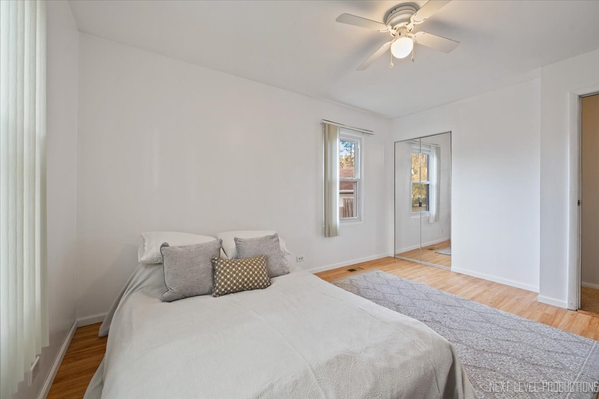 2926 76th Street, Woodridge, IL 60517