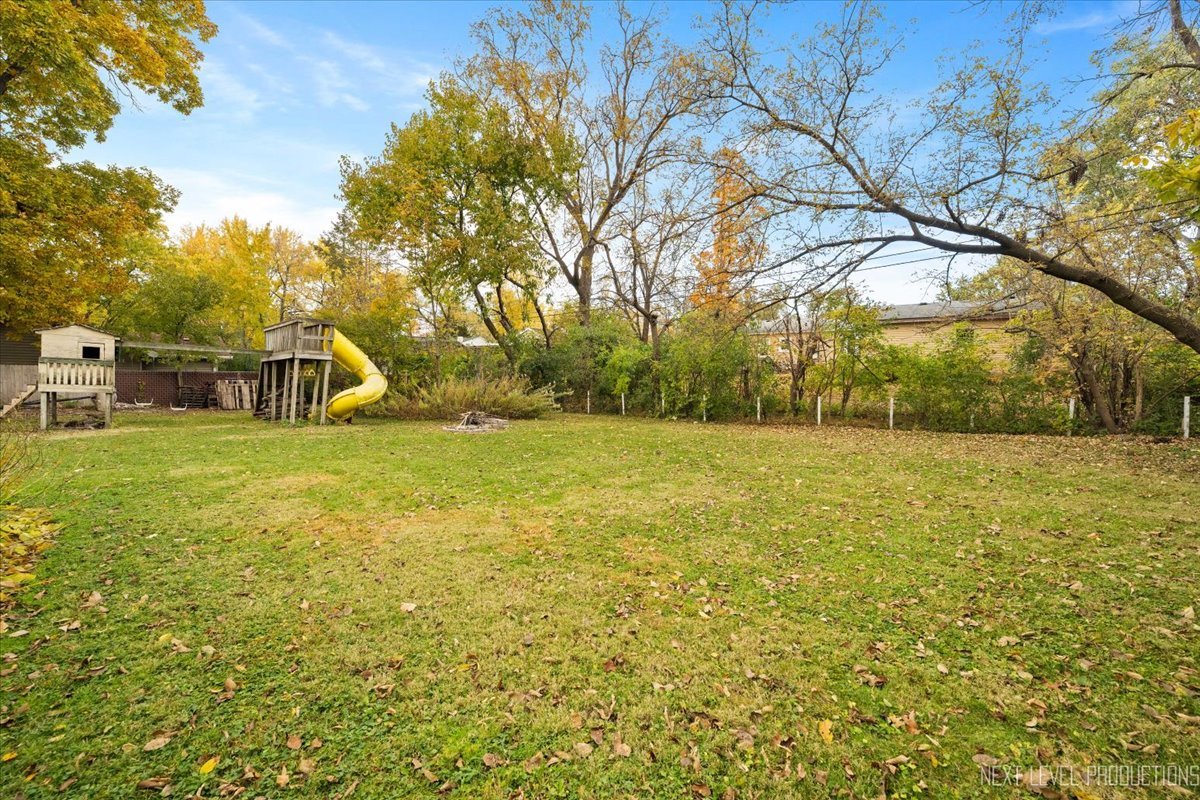 2926 76th Street, Woodridge, IL 60517