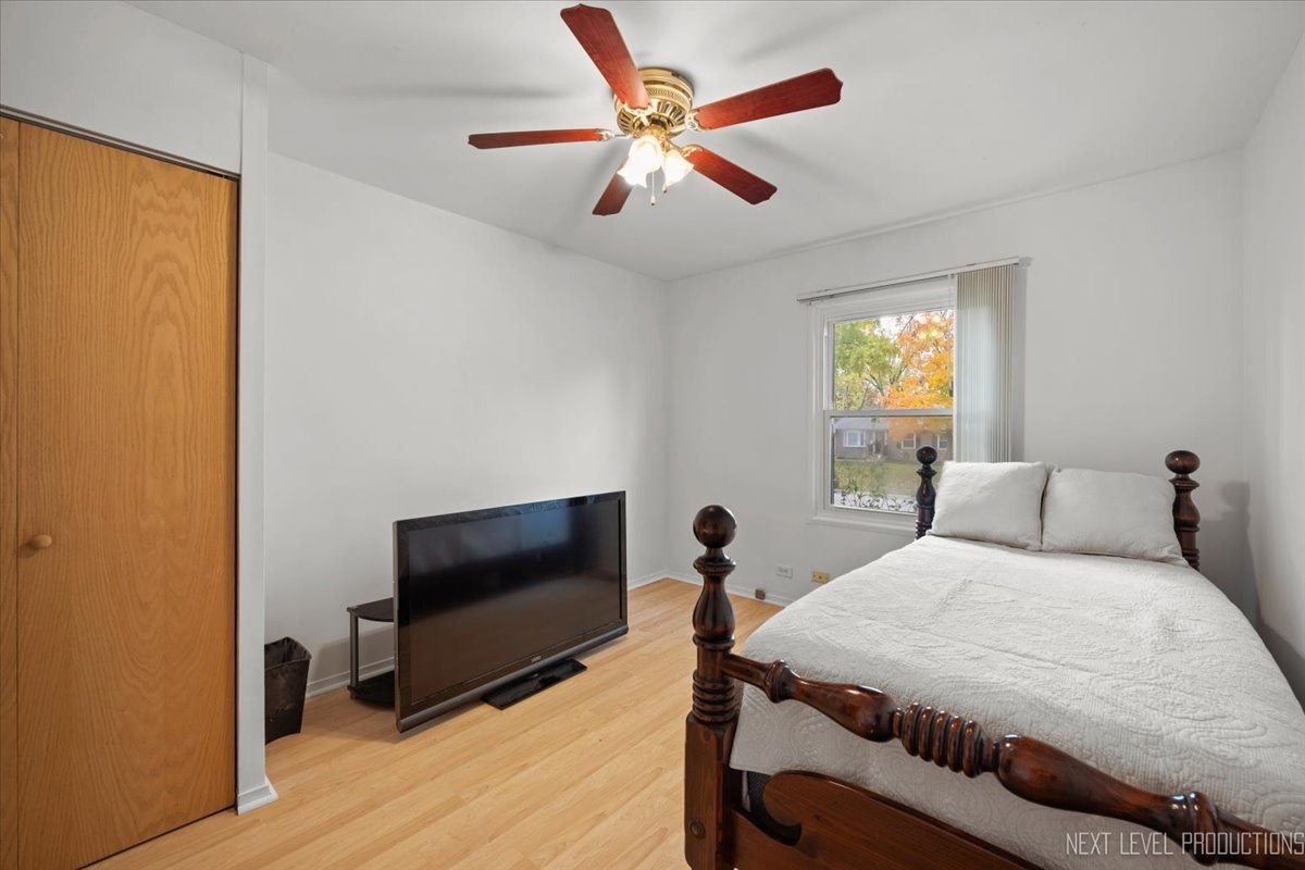 2926 76th Street, Woodridge, IL 60517