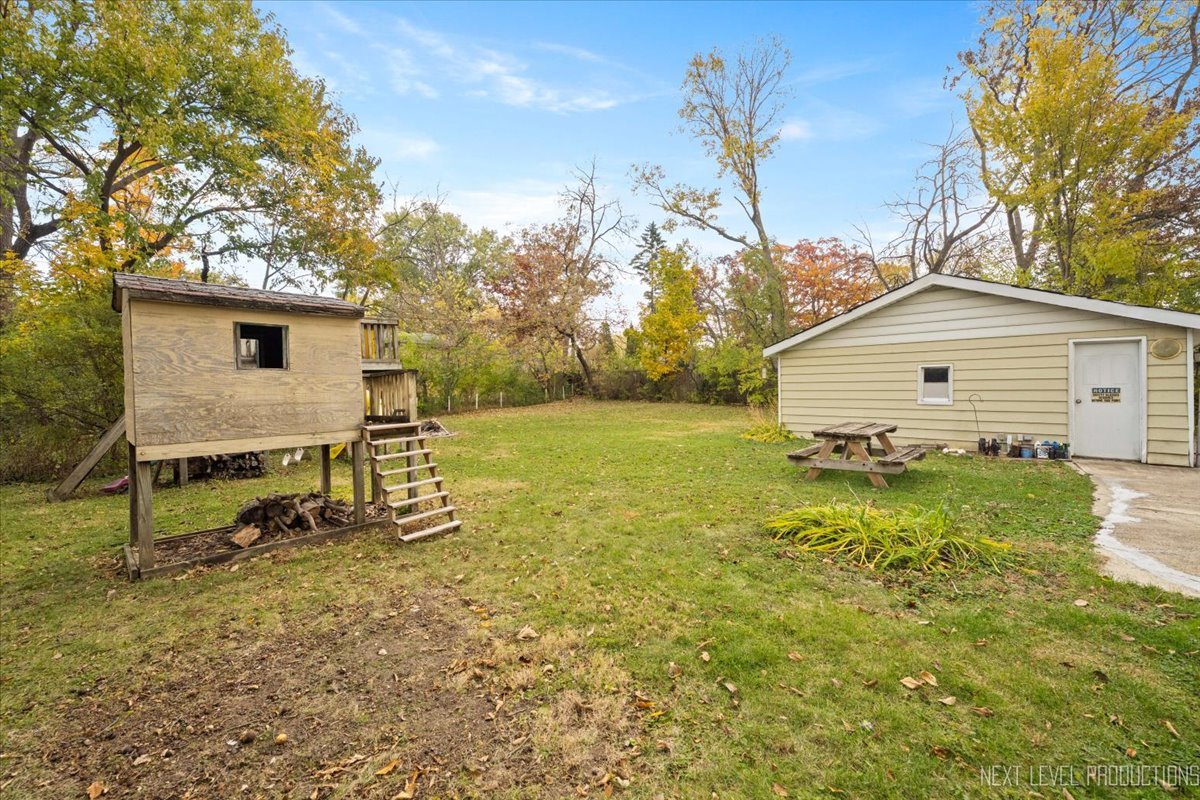 2926 76th Street, Woodridge, IL 60517