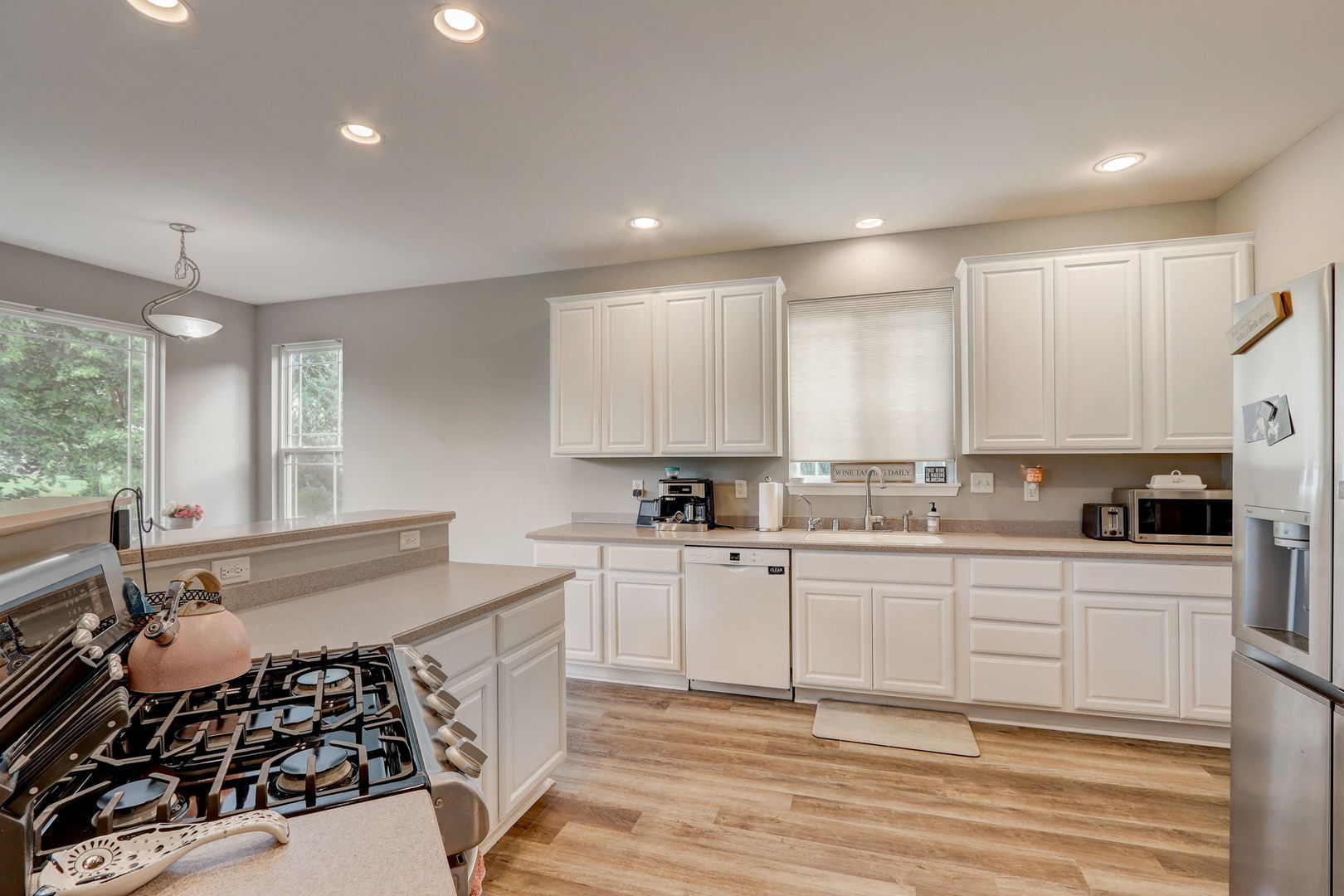 2044 Matthew Avenue, Twin Lakes, WI 53181