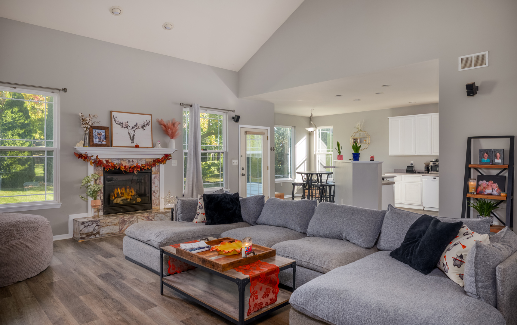 2044 Matthew Avenue, Twin Lakes, WI 53181