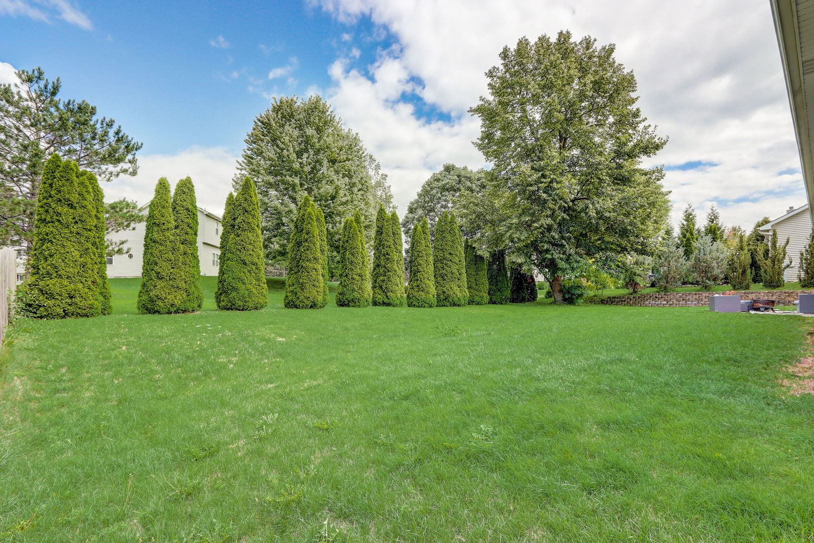 2044 Matthew Avenue, Twin Lakes, WI 53181