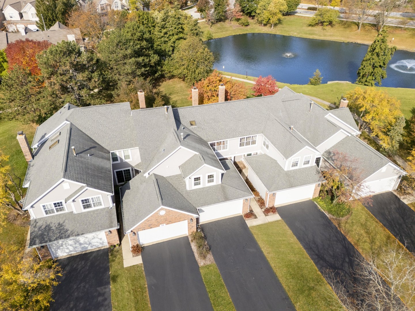 60 Whitman Court, Schaumburg, IL 60173