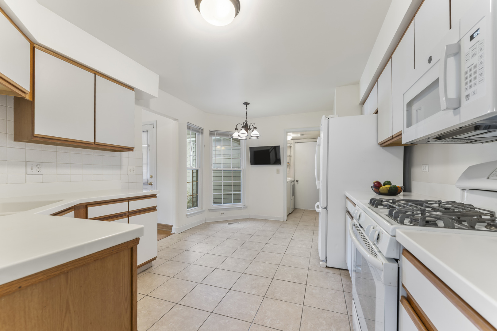 60 Whitman Court, Schaumburg, IL 60173