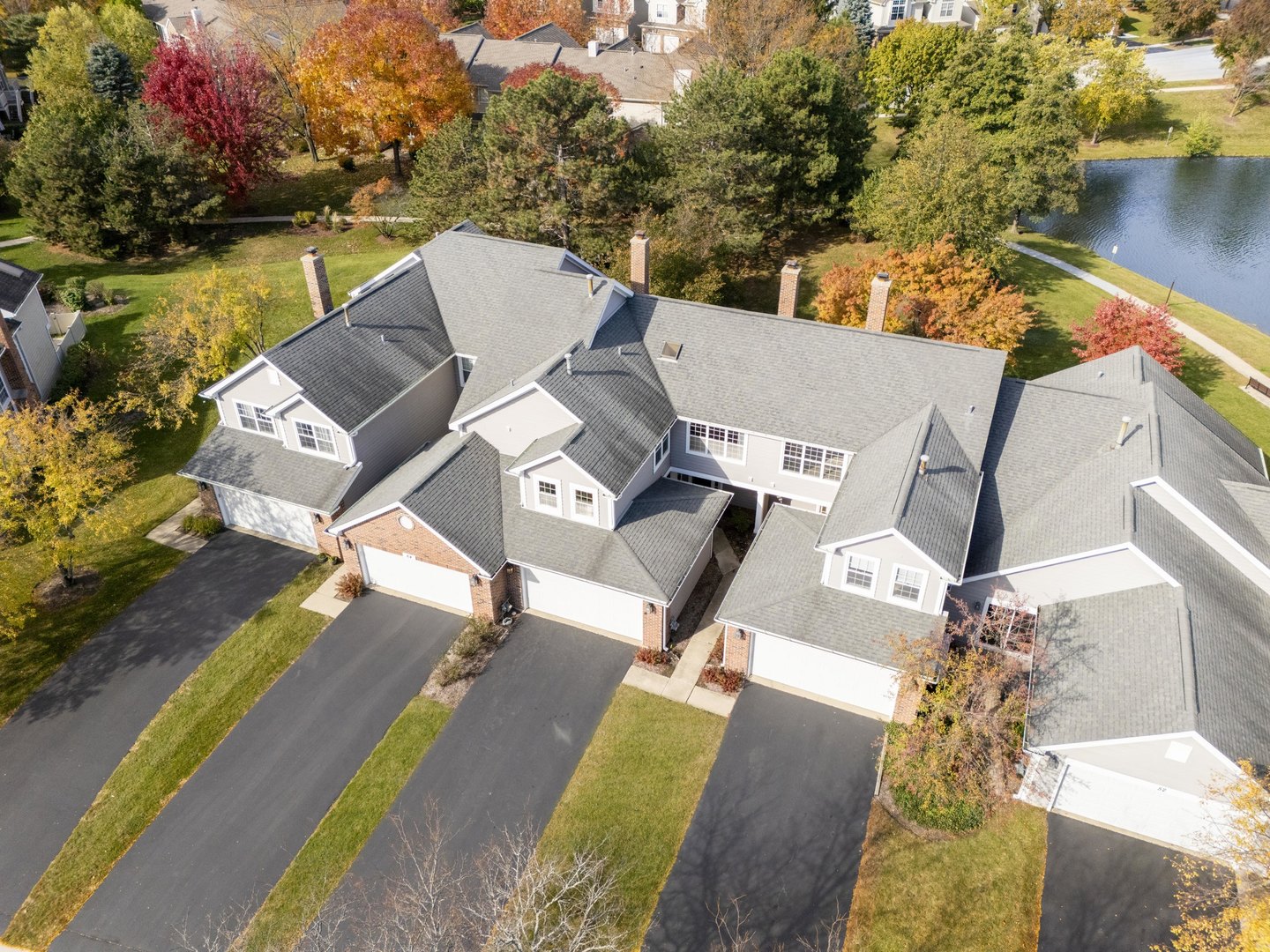 60 Whitman Court, Schaumburg, IL 60173