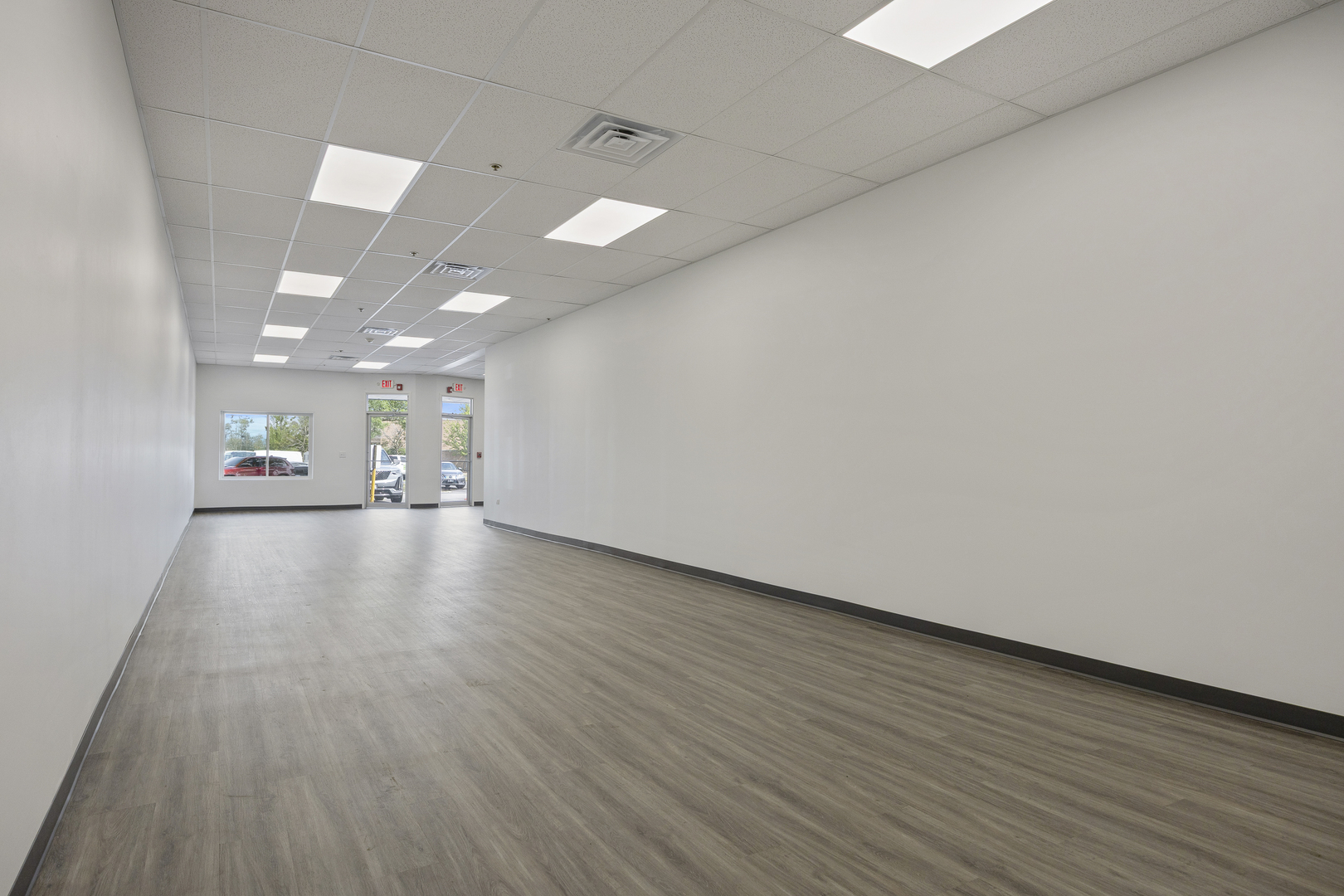 27W205 Geneva Road, Winfield, IL 60190