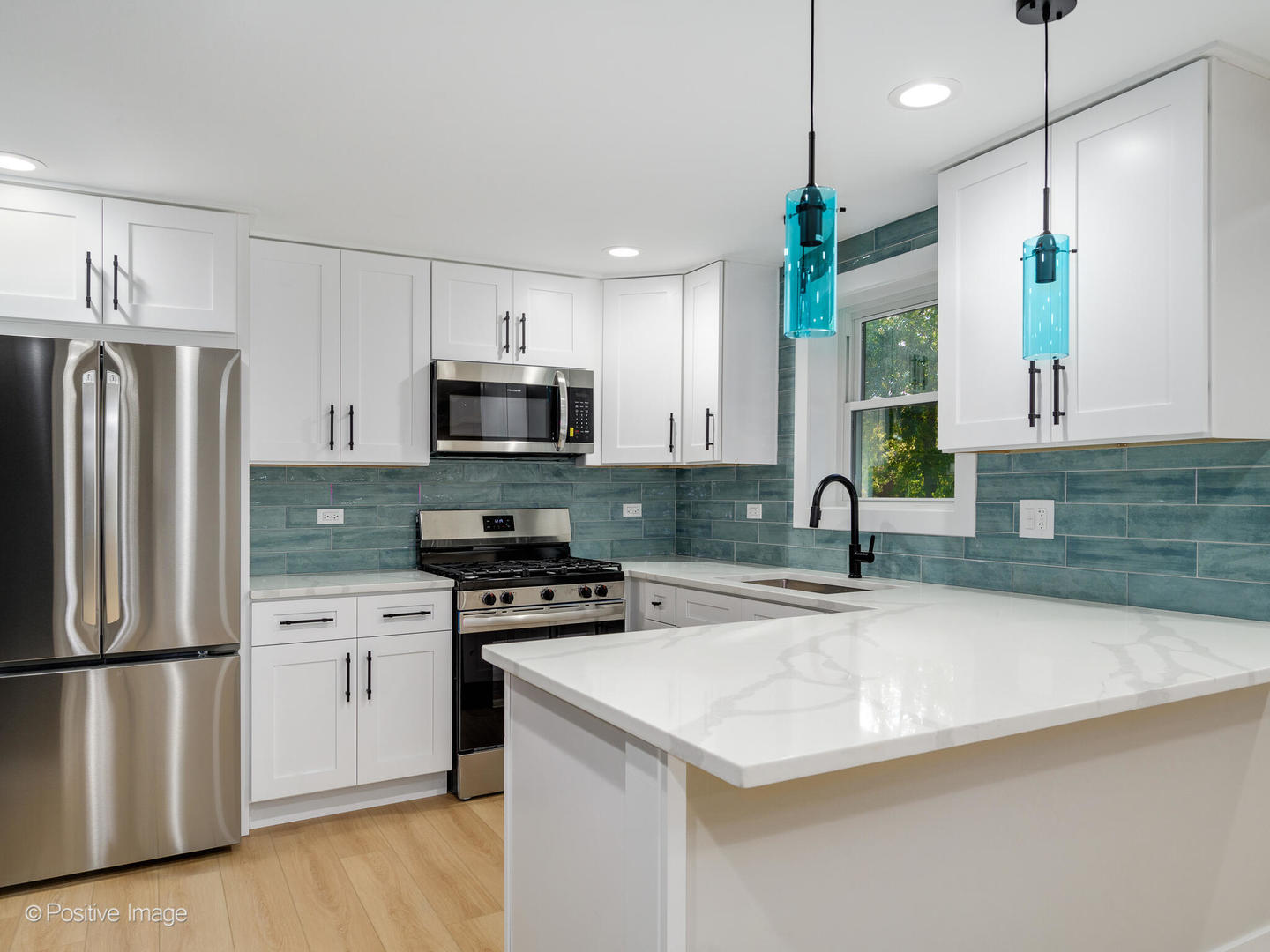 1521 Seymour Avenue, North Chicago, IL 60064