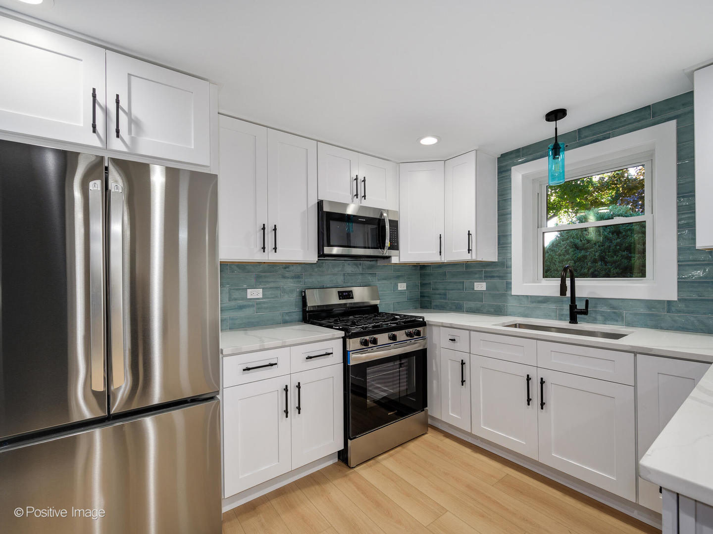 1521 Seymour Avenue, North Chicago, IL 60064