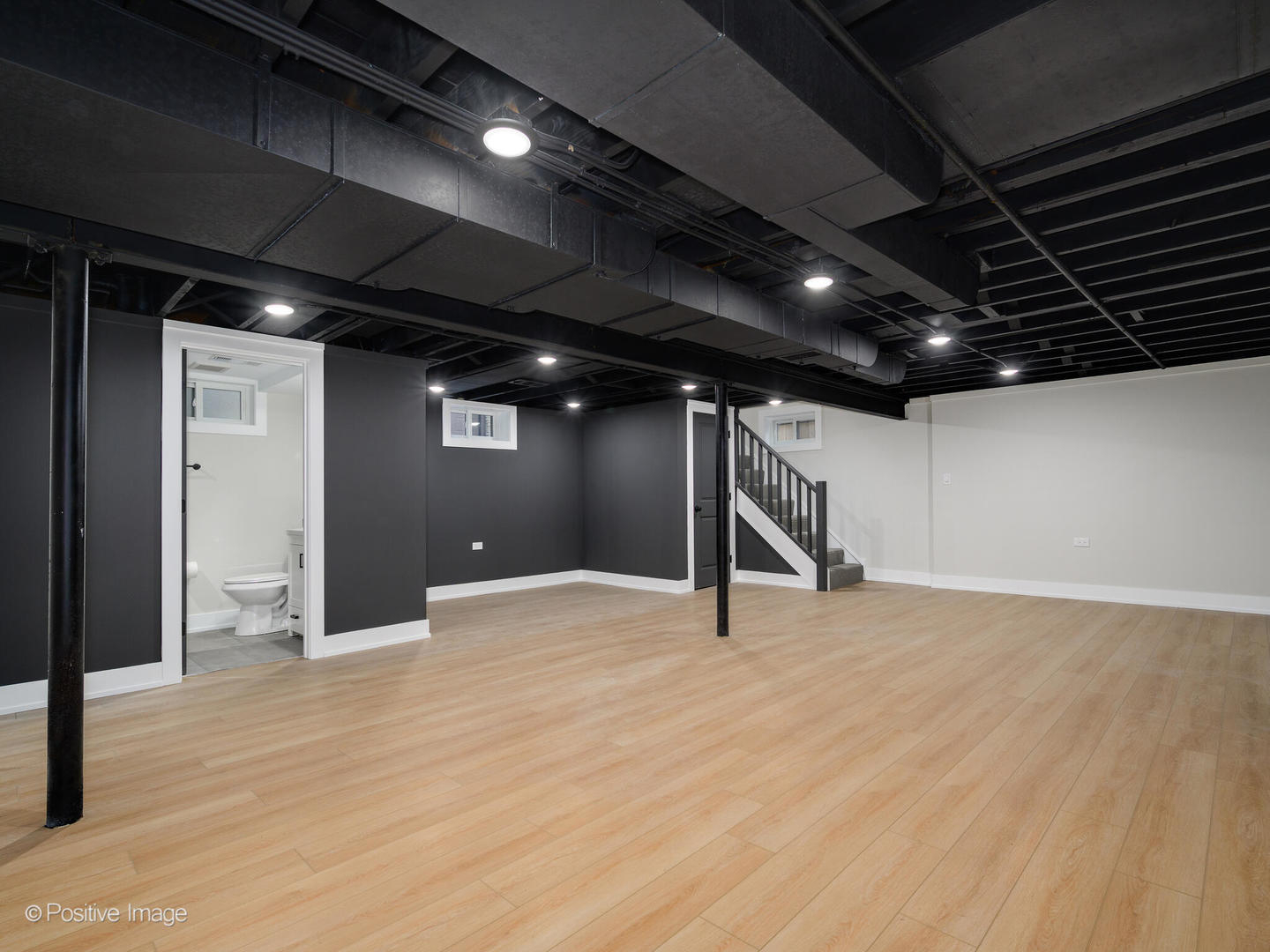 1521 Seymour Avenue, North Chicago, IL 60064