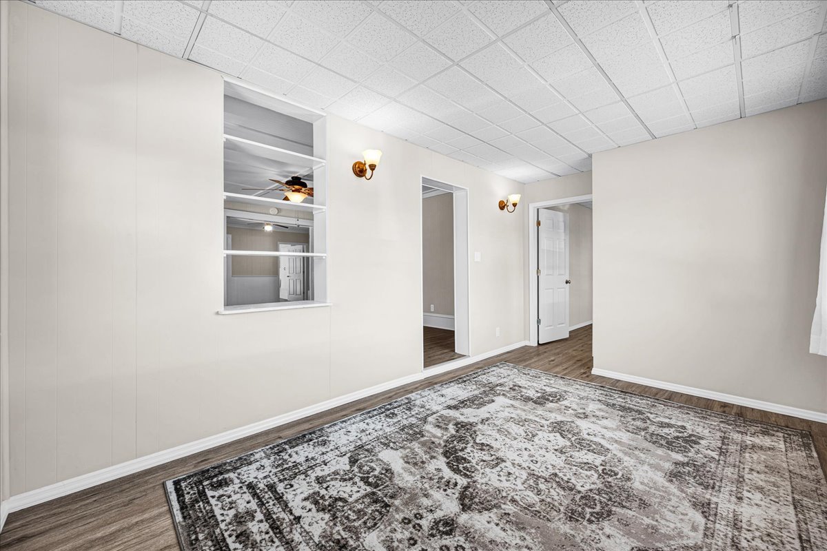 1406 W Walnut Street, Bloomington, IL 61701