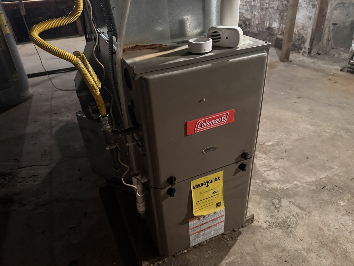 1406 W Walnut Street, Bloomington, IL 61701