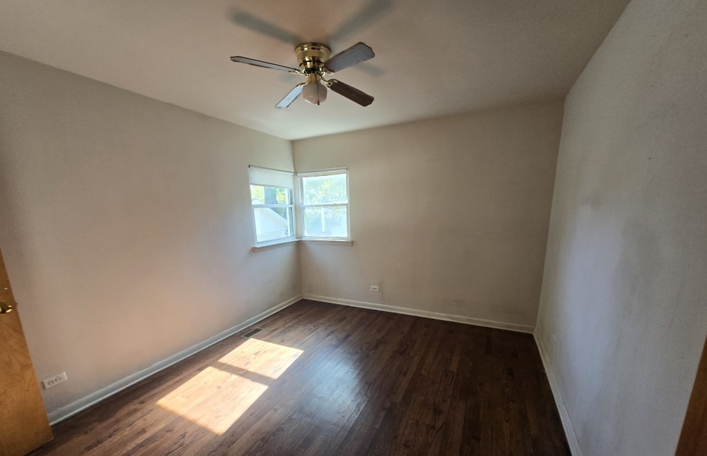 528 W Winchester Road, Chicago Heights, IL 60411