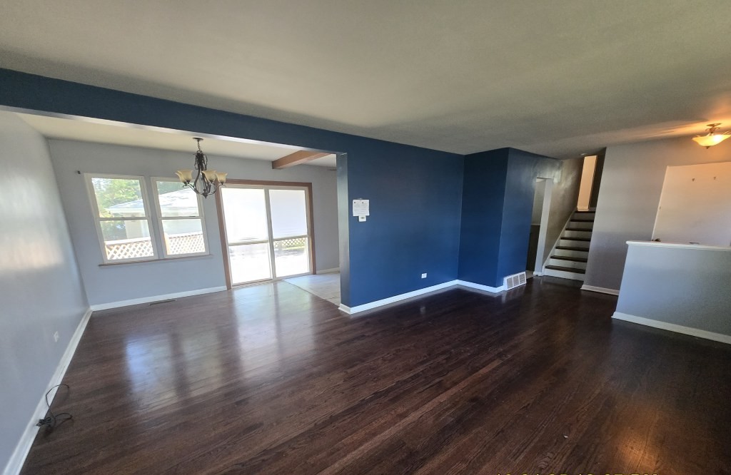 528 W Winchester Road, Chicago Heights, IL 60411