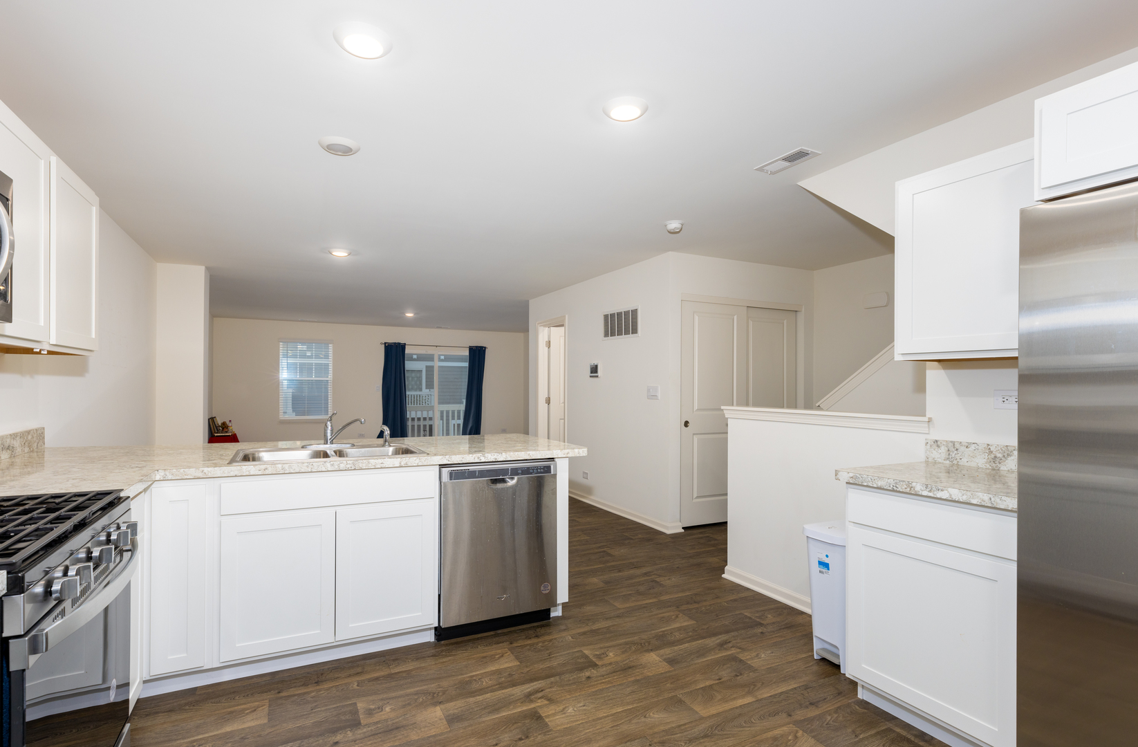 3831 Currant Lane, Elgin, IL 60124