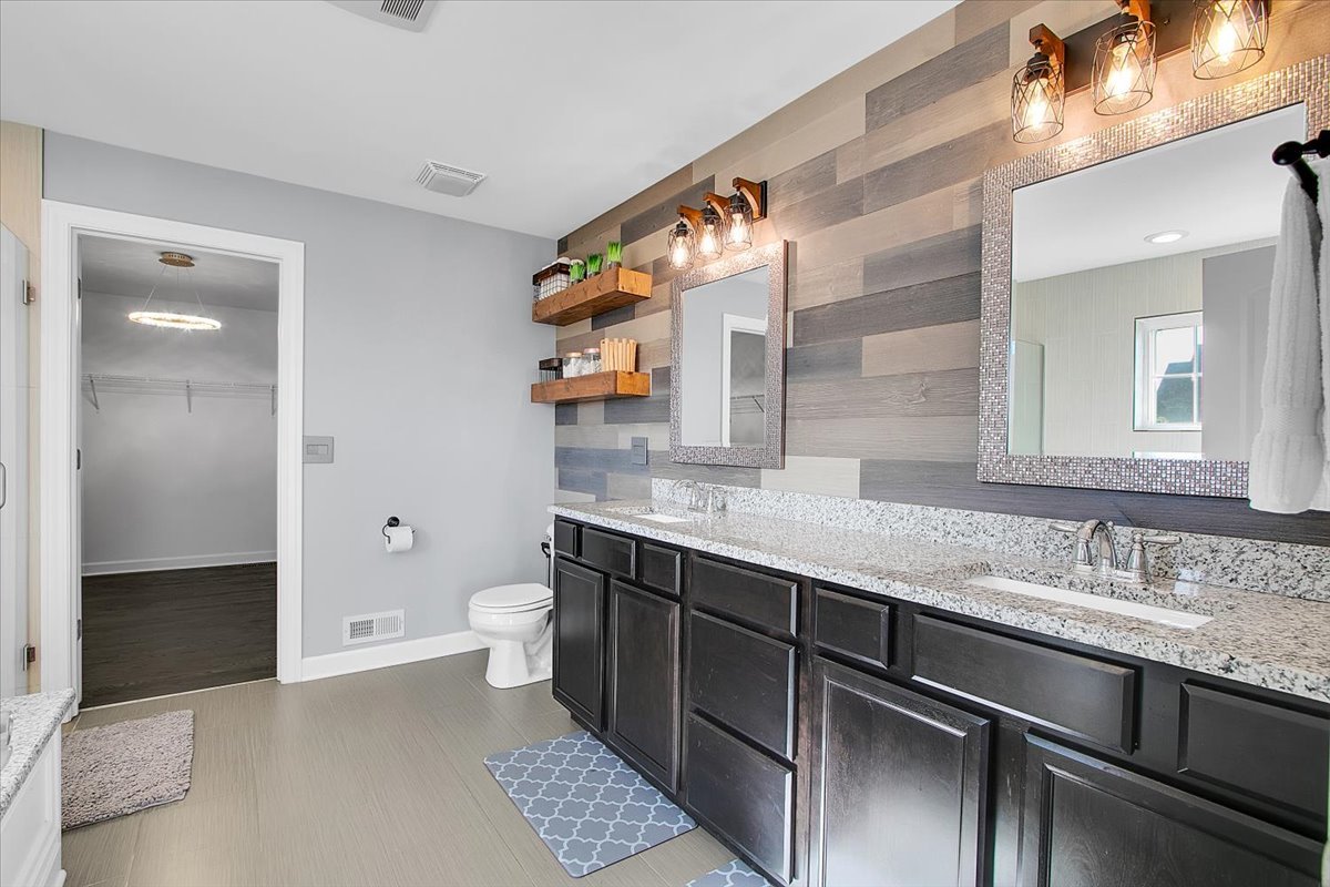 1416 S Saddlebrook Lane, Minooka, IL 60447