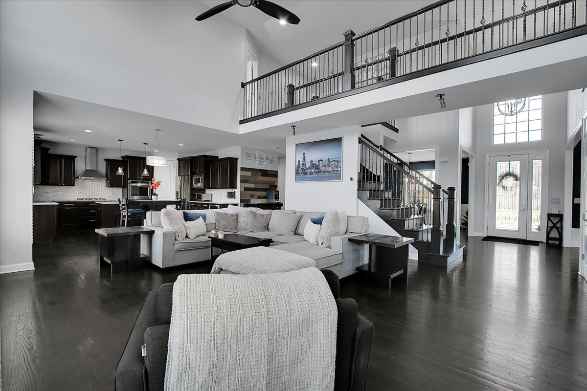 1416 S Saddlebrook Lane, Minooka, IL 60447