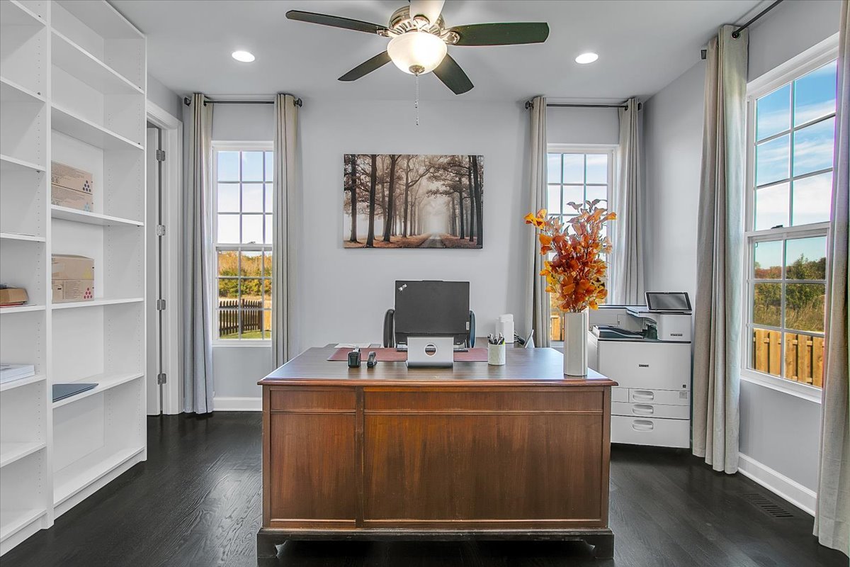 1416 S Saddlebrook Lane, Minooka, IL 60447