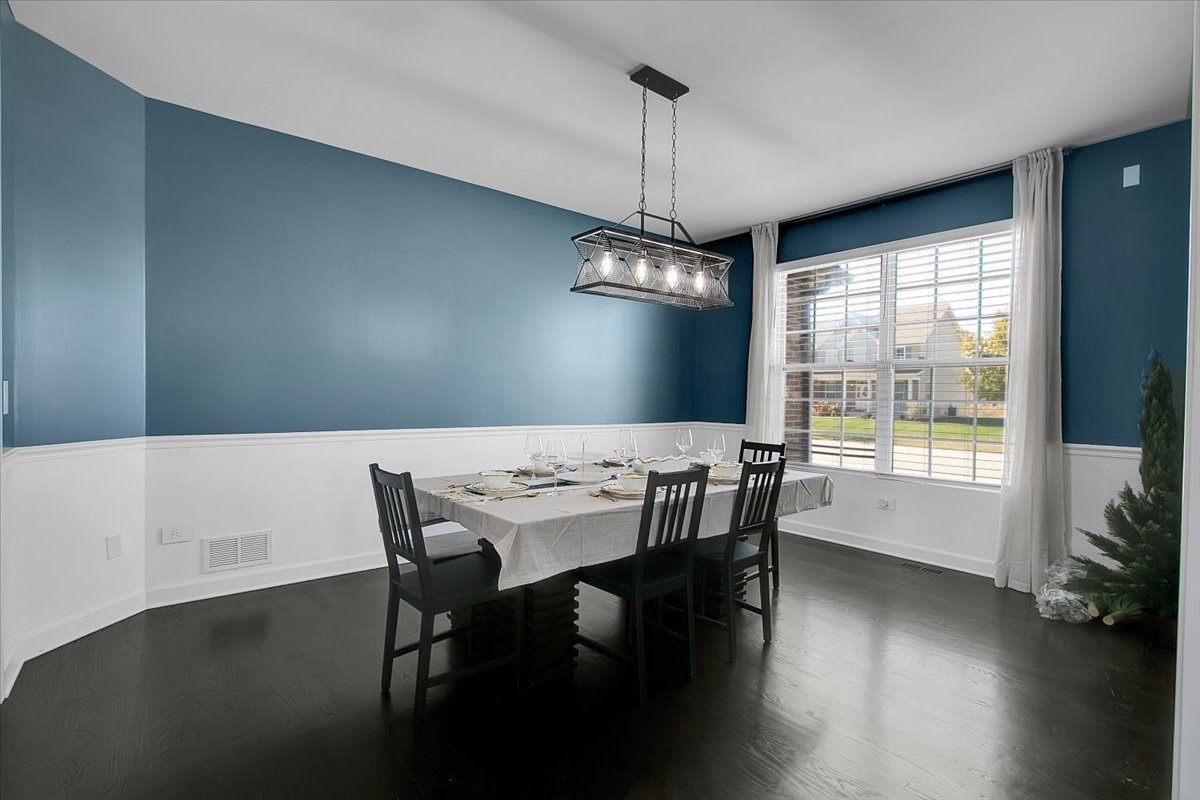 1416 S Saddlebrook Lane, Minooka, IL 60447