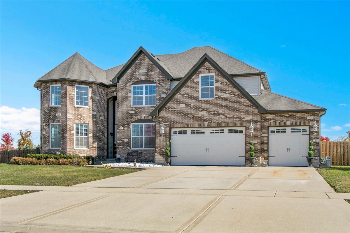 1416 S Saddlebrook Lane, Minooka, IL 60447