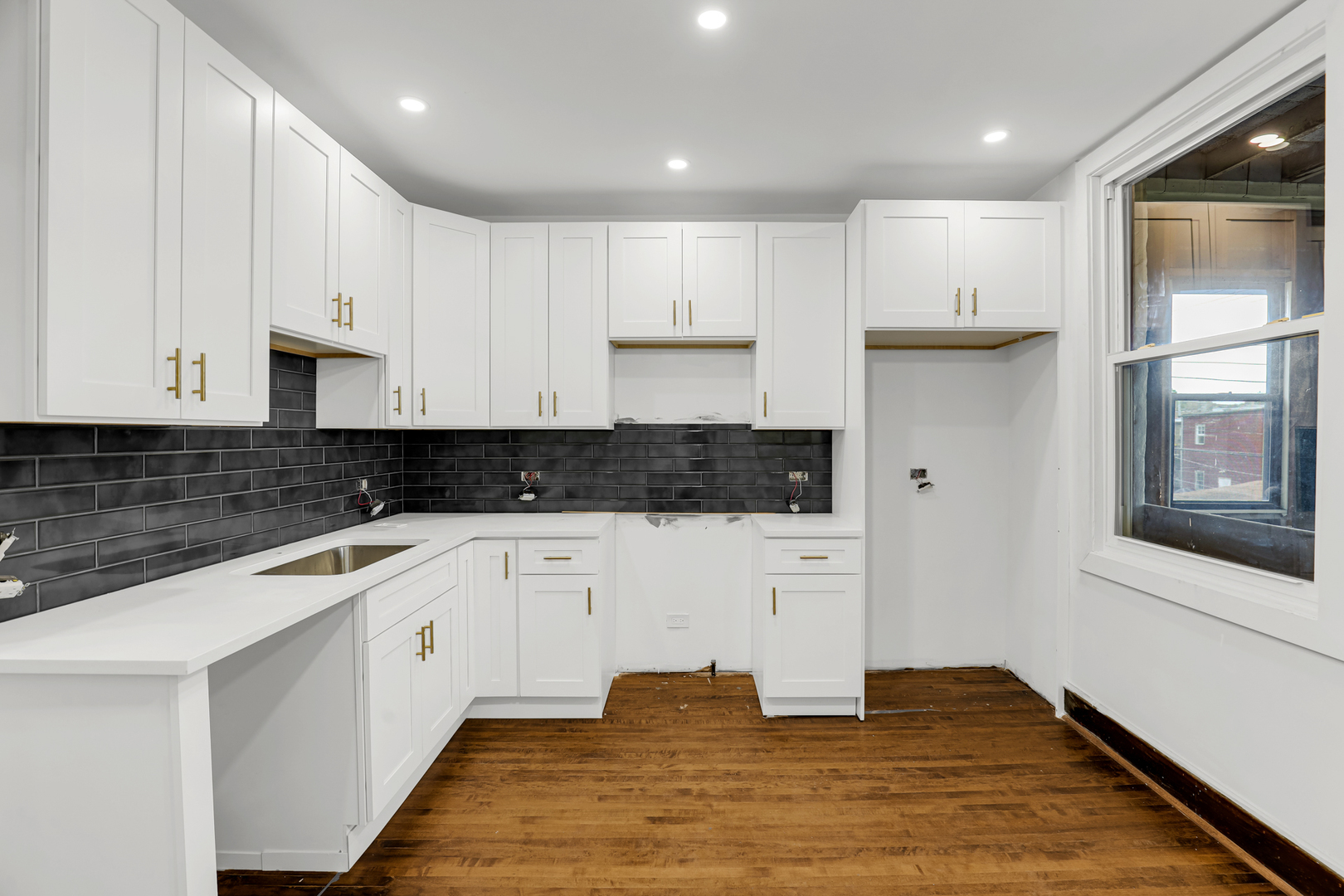 4339 W Monroe Street, Chicago, IL 60624