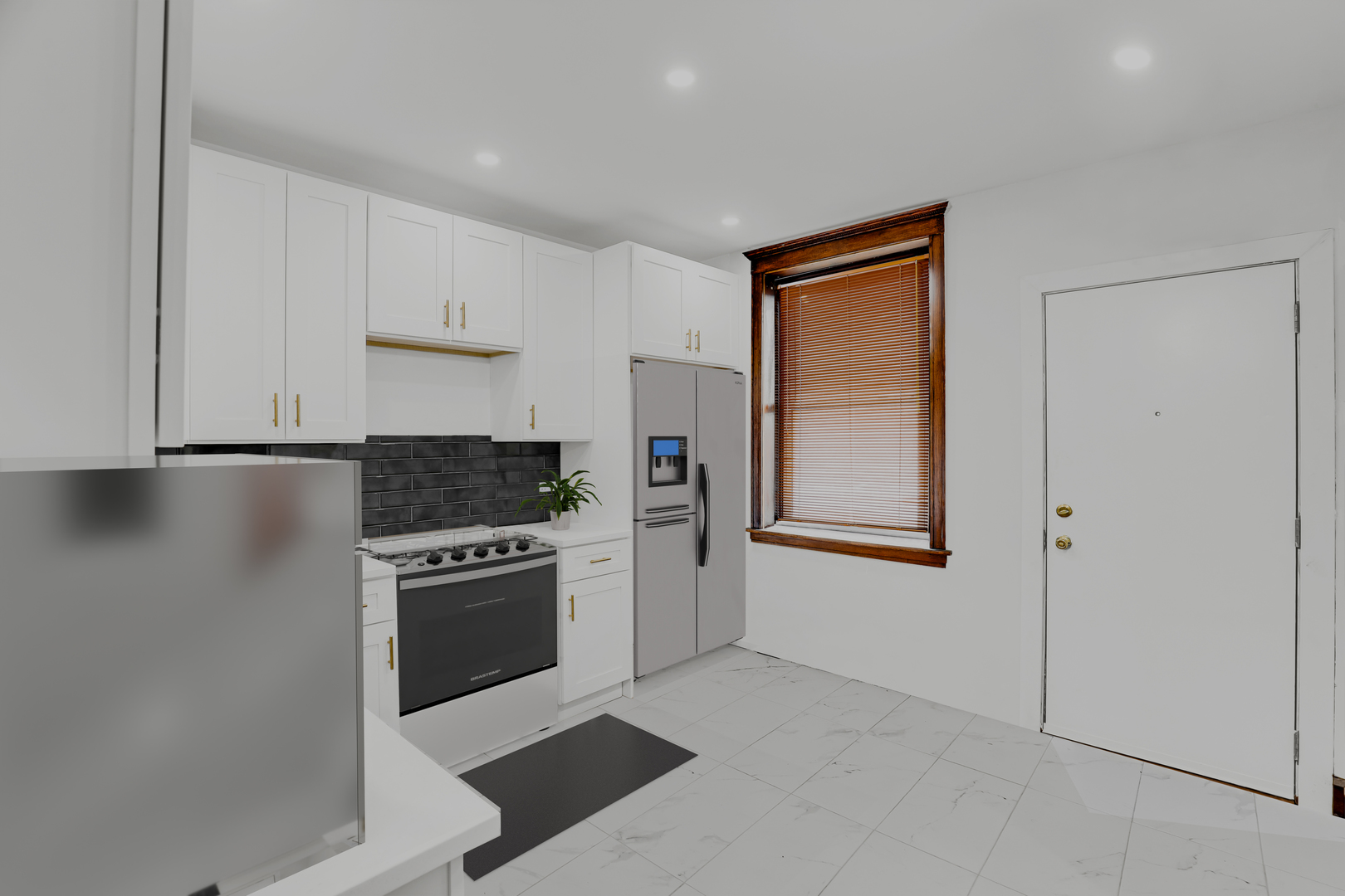 4339 W Monroe Street, Chicago, IL 60624