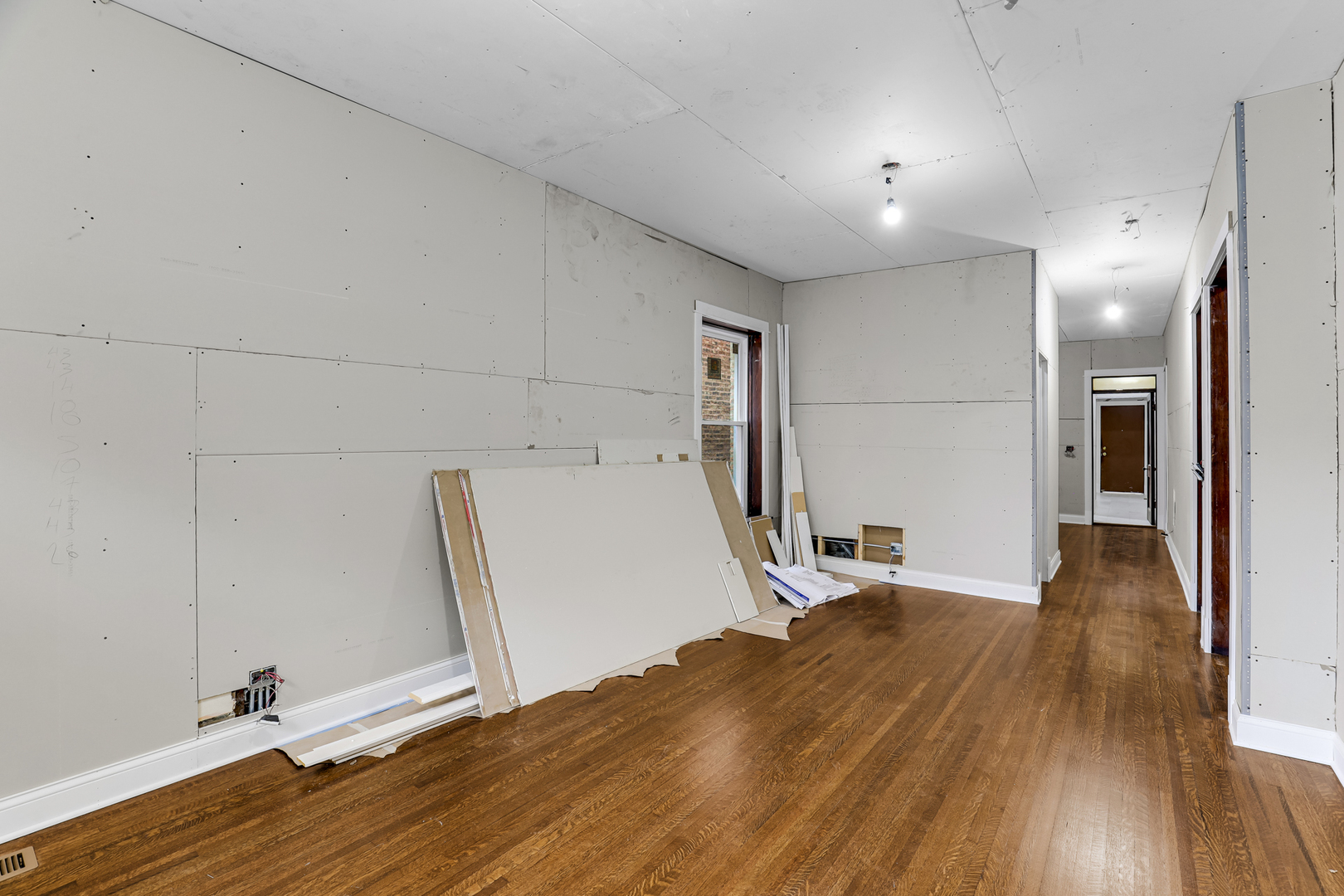 4339 W Monroe Street, Chicago, IL 60624