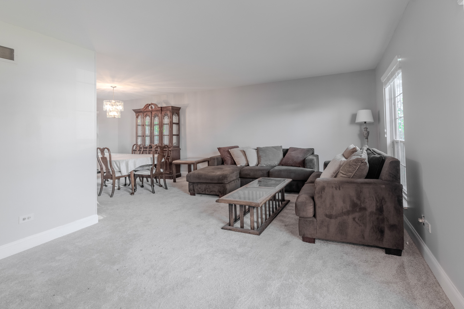 19825 S Farmington Lane, Frankfort, IL 60423