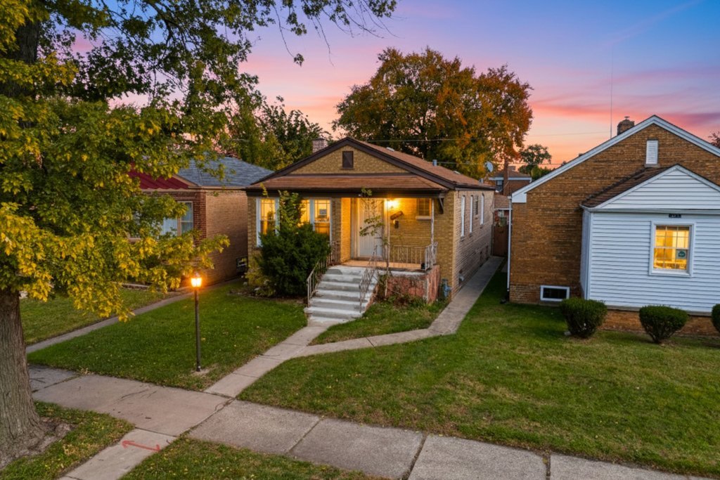 14235 S Dearborn Street, Riverdale, IL 60827