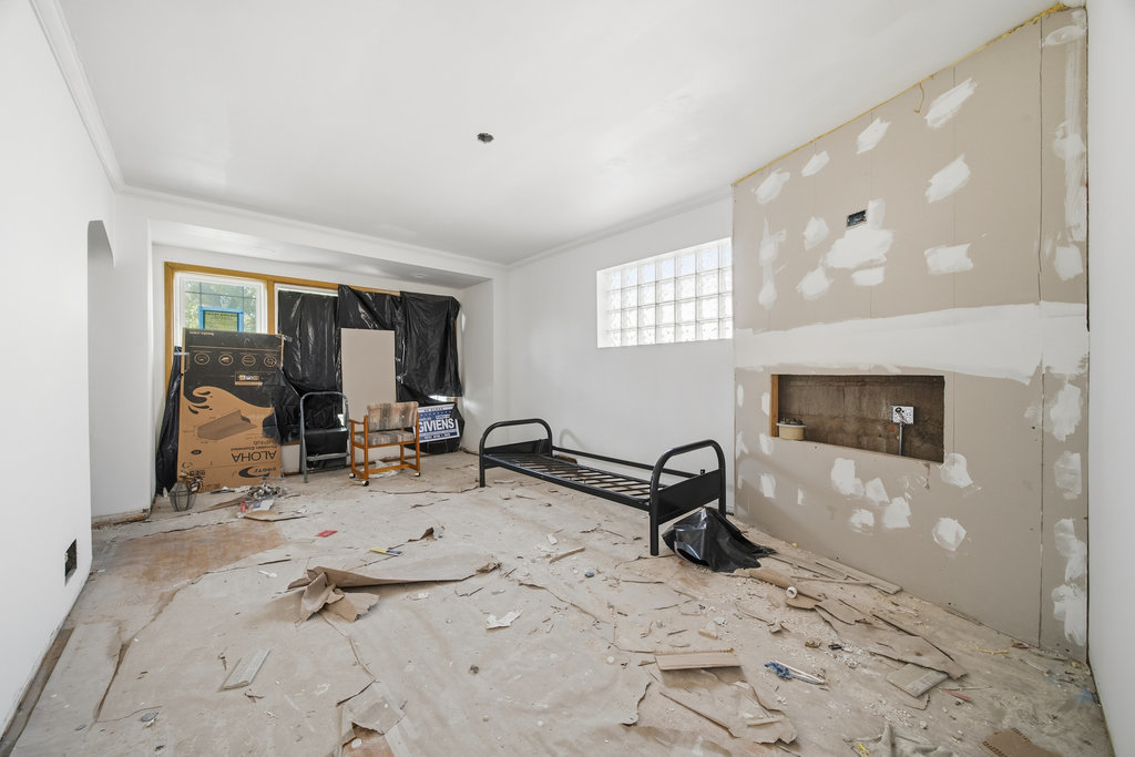 14235 S Dearborn Street, Riverdale, IL 60827