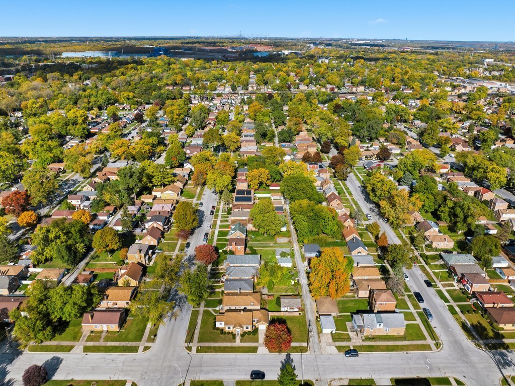 14235 S Dearborn Street, Riverdale, IL 60827