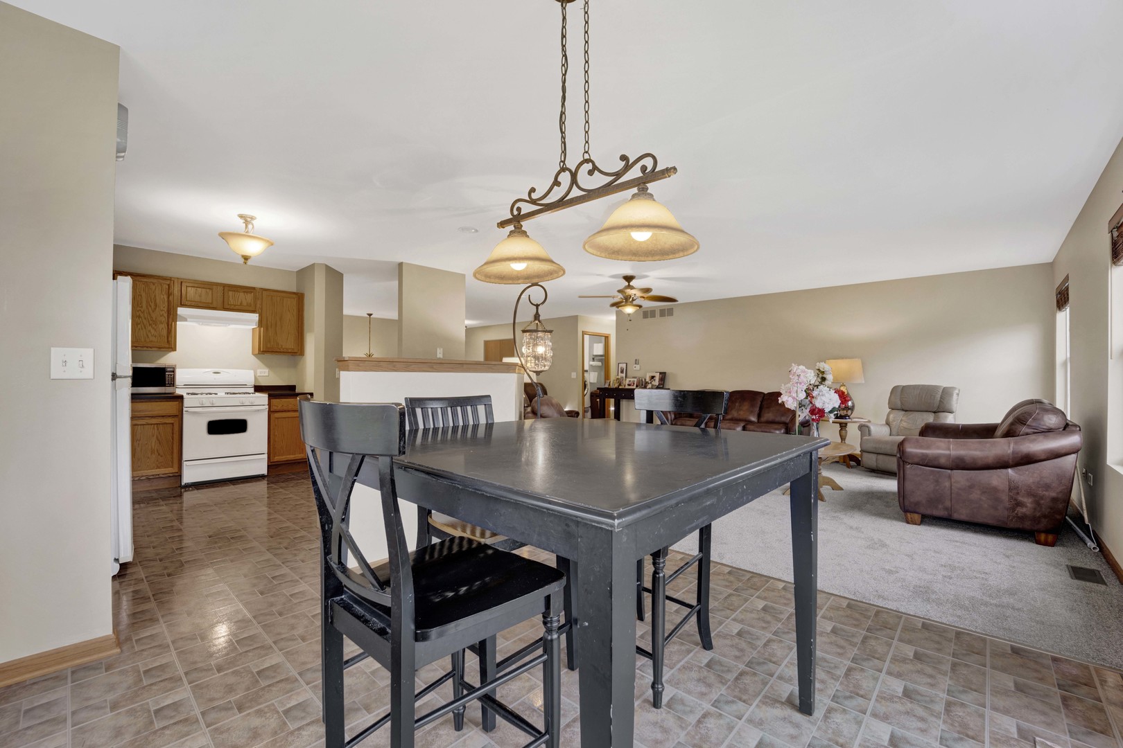 3904 Stockton Drive, Joliet, IL 60436